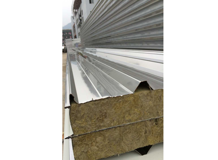 不鏽鋼岩棉瓦板（bǎn）